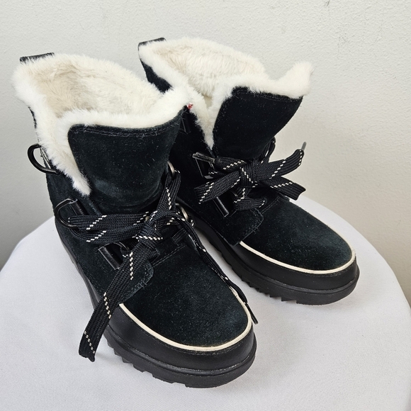 Sorel Tivoli 1vWP Winter Boots Size 7 Black White Fleece Lining - Picture 2 of 11